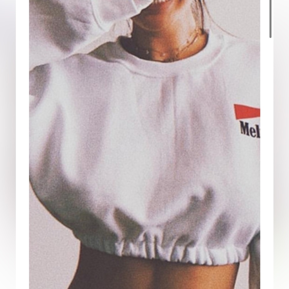 Melrose White Cropped Crewneck Sweatshirt